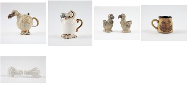 A group of ceramic Dodo items comprising: