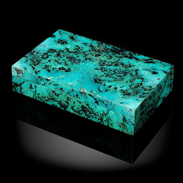 A shattuckite veneered marble box 19cm by 12cm