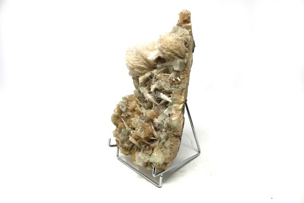 An Indian mineral 30cm high by 18cm wide, 2.9kg