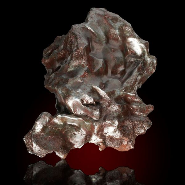 A Sikhote Alin meteorite 9cm, 1144g