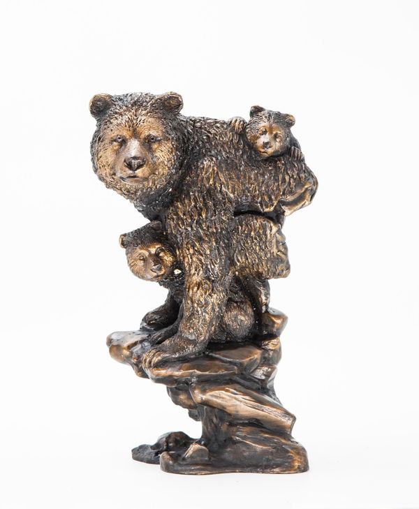 Signed ‘Joe‘ Mother with Cubs Bronze 27cm high by 19.5cm wide by 11cm deep