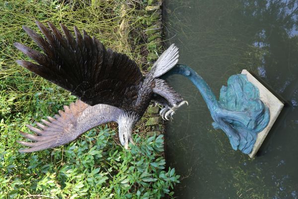 John Cox American fish eagle Bronze 205cm high by 145cm wide by 110cm deep