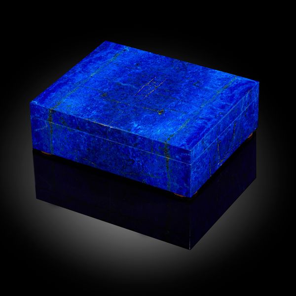 An impressive lapis lazuli veneered box 14cm by 11cm, in wooden display box