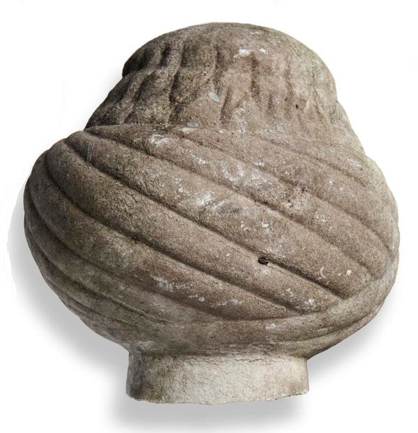 A marble gravestone turban finial Ottoman, 19th century or earlier 28cm high