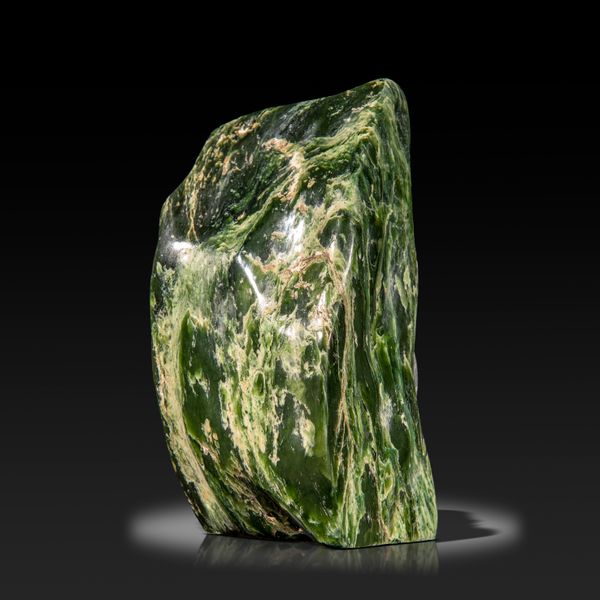A nephrite jade freeform Pakistan 19cm, 3kg