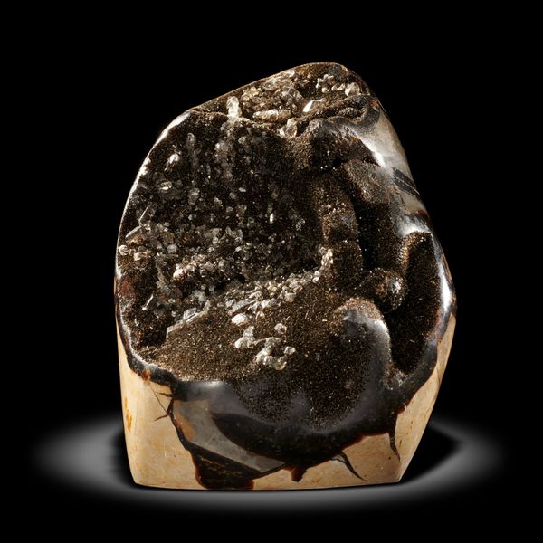 A crystalised septarian geode
