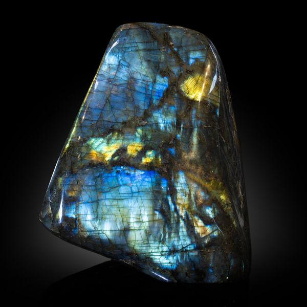 A Labradorite freeform