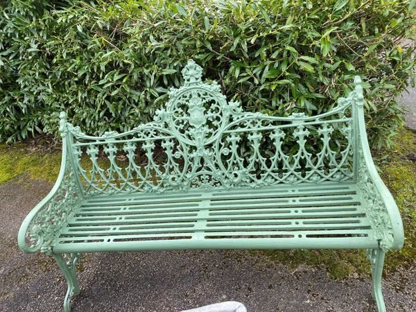 A  Coalbrookdale style  gothic pattern cast iron seat