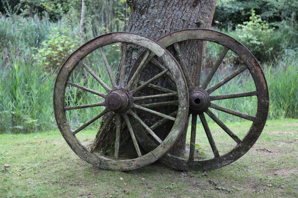 A similar smaller pair of wagon wheels
