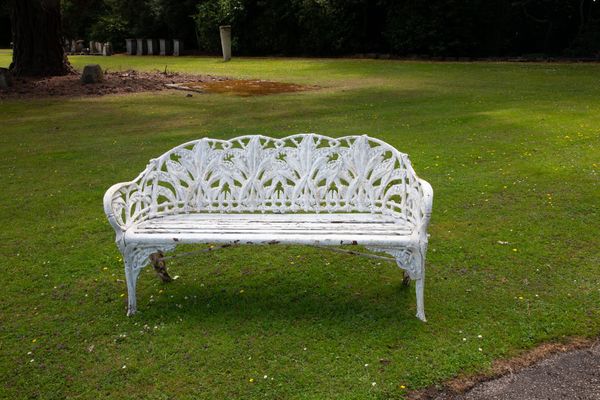 A Coalbrookdale Lily of the Valley seat